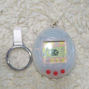 初代たまごっち スケルトン ホワイト