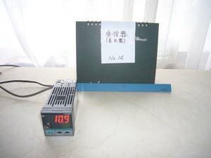 ⑭　温度指示調節計　UT150　温度計　指示計　JPT　PT　熱電対　直流電圧　新古品　