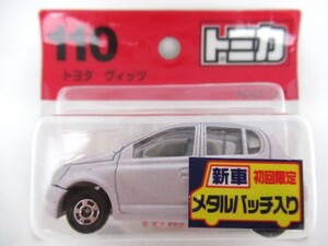 トミカ No.107 トヨタ ヴィッツ 初回限定 メタルバッチ入り スケール1/57 中国製 新品