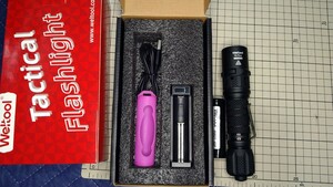 Weltool weltool T8 PLUS t8 プラス　TAC 中古　ライト　LED