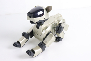 SONY AIBO ERA-201P1 ソニー アイボ 犬型ロボット 充電器付き レトロ おもちゃ 010JIEH97