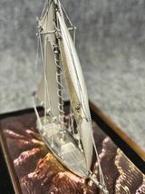 銀製 ヨット 置物 SILVER950 シルバー刻印 オブジェ 帆船 インテリア ガラスケース _画像7