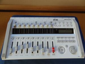 ZOOM　R16　Recorder　Interface　Controller　レコーダー