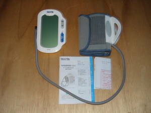 【中古】タニタTANITA 上腕式血圧計　BP-224L 取扱説明書付き★Ｙ7
