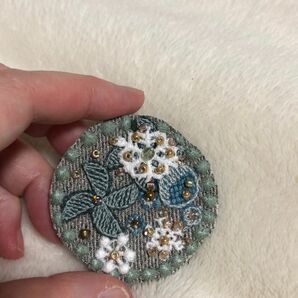 ミナペルホネン ハンドメイド ブローチ