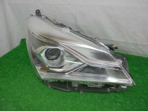  Toyota | Vitz NHP130 for latter term right headlight LED unit [ stamp LK] Koito 52-303 No.238103[ product number 81105-52L80]