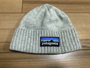 patagonia パタゴニア p6 ブロデオビーニー　ニットキャップ ニット帽 グレー　ユニセックス　フリーサイズ　美品