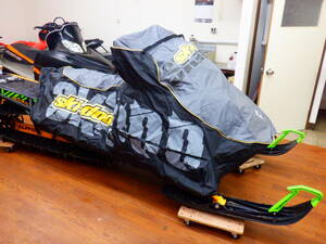 即納　Ski doo Genuine　ボディーCover REV-XR 28000056 New item　GSX XP XM