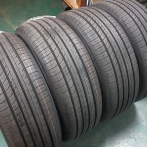 新車外し ヨコハマ アドバンｄＢ Ｖ５５２ ２２５／５５Ｒ１８ ２０２３年の画像1