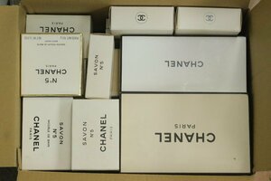 【約5.7kg】25個 CHANEL シャネル 80サイズダンボール 1箱 No5 No19等 サヴォンセット 石鹸 箱有 大量 まとめ売り 1728-HA