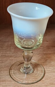【激レアー】乳白色 大正ガラス 氷コップ 昭和レトロ 大正ロマン アンティーク 和ガラス えくぼあり、