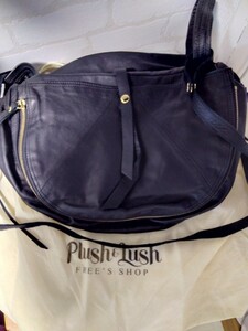 PLUSH&LUSH プラッシュ＆ラッシュ☆タグ付き　保存袋付き　未使用　レザーショルダーバッグ☆Y1843