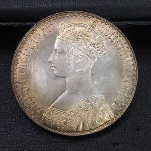 131-4　1847年　イギリスヴィクトリア女王　ゴチッククラウン銀貨　総重量約28.27g　直径約39.14mm