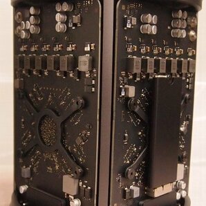 NoT320☆【再】Mac Pro (Late 2013) A1481 MacPro6,1 3.7GHz Quad-Core Intel Xeon E5/メモリ12GB/SSD1TB/FireProD300/OS X 10.10.5☆の画像3