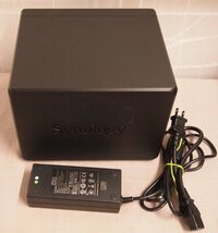 NoT405☆Synology 4ベイNAS Disk Station DS918+ HDD欠損ジャンク！ 電源投入OK/ACアダプタ付/メンテナンス可能な方に☆_画像9