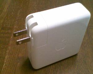 Apple 純正 87w USB-C Powerアダプター A1719