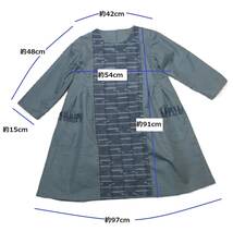 着物リメイク　チュニックワンピース　ブルー系　紬２種使用　シルク　長袖　M~Lサイズ　かぶりタイプ　左右ポケット有　脇にタック_画像10