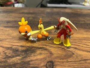 【旧TOMY】ポケモン　モンコレ　アチャモ　バシャーモ　ワカシャモ　昔　2003年　 TOMY トミー