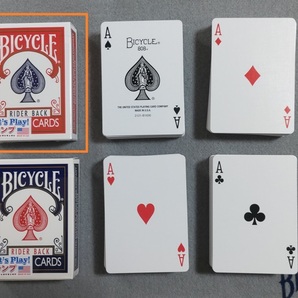 【値下げ！】１ＷＡＹフォーシングデック Ａエースの４個セット バイスクル(バイシクル) ポーカーサイズ赤の画像1