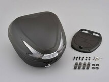 デイトナ GIVI モノロックケース [ストップランプ無し] B330NT トップケース リアケース 33L 未塗装ブラック TECHスモークレンズ 99899_画像2