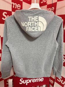 ☆☆THE NORTH FACE☆☆　ジップアップパーカー　フード　刺繍　ザノースフェイス