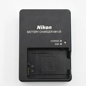 ★純正・完動★ Nikon ニコン MH-24 充電器 EN-EL14a / EN-EL14用（ｋ2630）の画像1