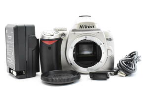 新品同様　ニコン Nikon D40 シルバー（t5597）