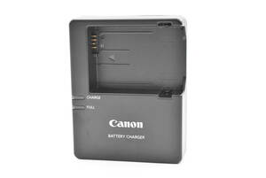 ★純正・美品・完動 ★Canon キャノン LC-E8 充電器 バッテリーチャージャー（k−2629）