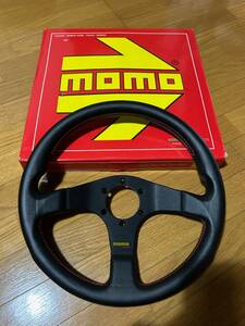 【MOMO/モモ】 ステアリング TUNER D-32 320mm 新品　ハンドル