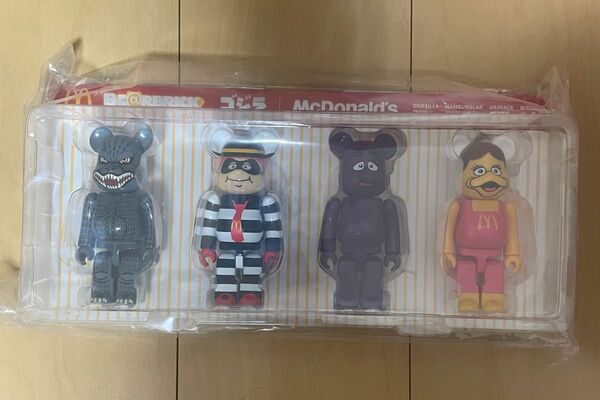 ベアブリック ゴジラVSマクドナルド マクドナルド 当選品 匿名配送 ゴジラ BERBRICK 