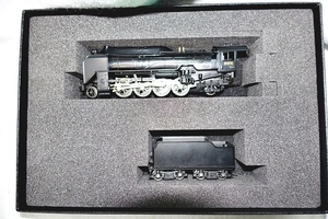 *adachiD51-61 half . steam locomotiv (namekji) made of metal HO gauge *