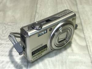 ☆ FUJIFILM デジカメ FinePix デジタルカメラ F200EXR 【 未確認/ 現状品 】 （PN-4A76） ☆