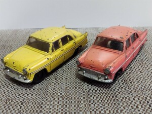 モデルペットNo.6 プリンススカイラインデラックス アサヒ玩具製 日本製 1950年代後半の当時のミニカー。ピンクとイエローの２台。