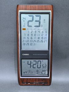 1-230-80【CASIO 電波時計 IDC-350J 】電子日めくり電波時計 掛け時計　六曜　マンスリー カレンダー デジタル　木目調 バードサウンド時報