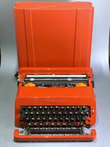 1-155-100 タイプライター Olivetti オリベッティ Valentine バレンタイン 赤 レッド レトロ アンティーク(印字動作可)