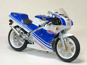 青島文化教材社 1/12 HONDA NSR250R(MC18 '88) 塗装済み完成品