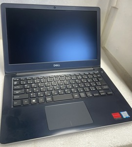 1242 中古ジャンク品　DELL-5370　第八世代Corei7・通電できます・BIOSできません（パスワードあり）