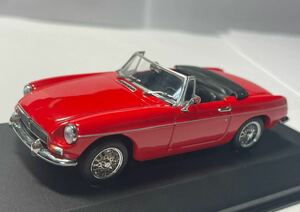 1/43 MINICHAMPS ◆ MG-B Cabriolet. (Red) 