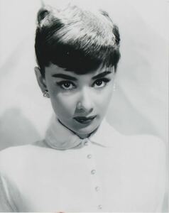 オードリーヘップバーン　Audrey Hepburn　輸入　写真　40330.