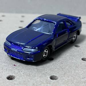 トミカ 日産スカイラインGT-R 絶版　ルース　ダークパープル