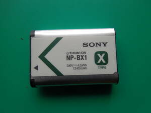 Sony NP-BX1 純正充電池　立派に使える中古.美品 ◆；1