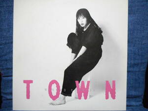 12”◆吉田美奈子 MINAKO YOSHIDA「TOWN(6:16)/MONSTER STOMP(6:15)」ALFA ALR-12001/45rpm/岡沢章/渡嘉敷祐一/松木恒秀/土方隆行/清水靖晃