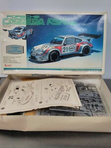 PORSCHE CARRERA RSR TURBO ポルシェ カレラ ターボ モーターライズ 1/20 プラモデル 模型車 