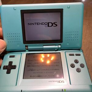 ニンテンドーDS（ターコイズブルー）