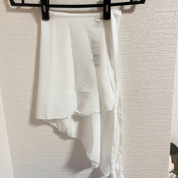 新品　シルビア　オフホワイト　巻きスカート