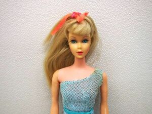 ⑯ ビンテージ ツイスト バービー 日本仕様 ベンダブルレッグ「Blue Gown」 #2623 洋服セット マテル社 Mattel 当時物 Barbie HBY-BB10