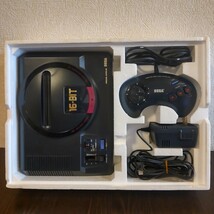 セガ SEGA メガドライブ 16BIT hhat2510 本体 コントローラー 箱付き _画像2