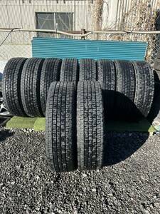 11R22.5 14PR DUNLOP SP081 スタッドレス10本セット　送料込み150000円になります。　