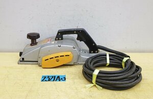 2321A23 makita マキタ 2スピードカンナ 1804K 電気かんな 大工 建築 木材