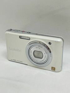 KT0115 Panasonic/パナソニック LUMIX ルミックス DMC-FX77 コンパクトデジタルカメラ デジカメ ホワイト 電池蓋破損 ジャンク